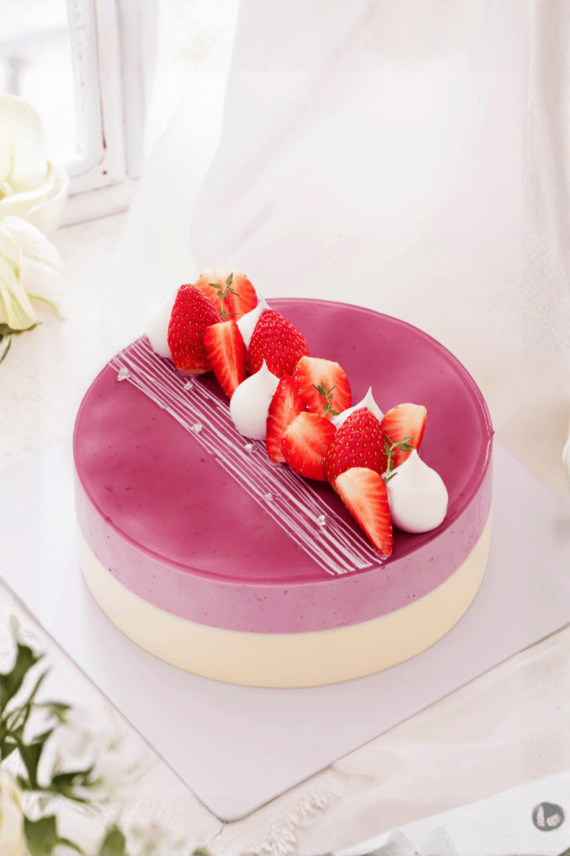 Bánh Mousse Măng Cụt Sữa Chua Dâu