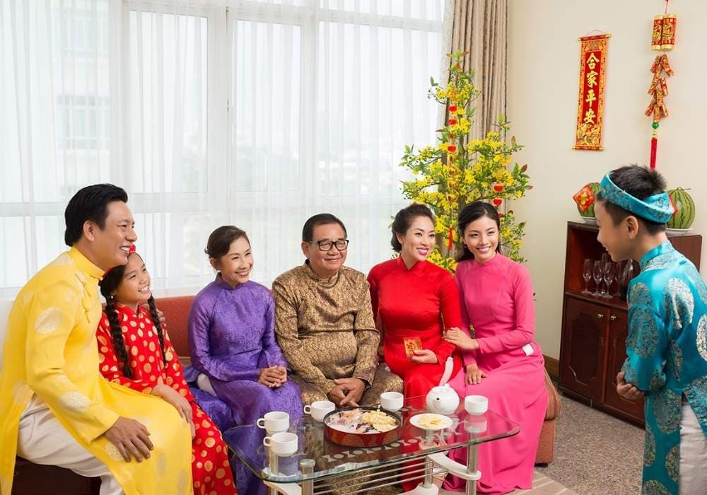 50 lời chúc Tết bố mẹ dịp Tết Ất Tỵ 2025 ý nghĩa, sâu sắc