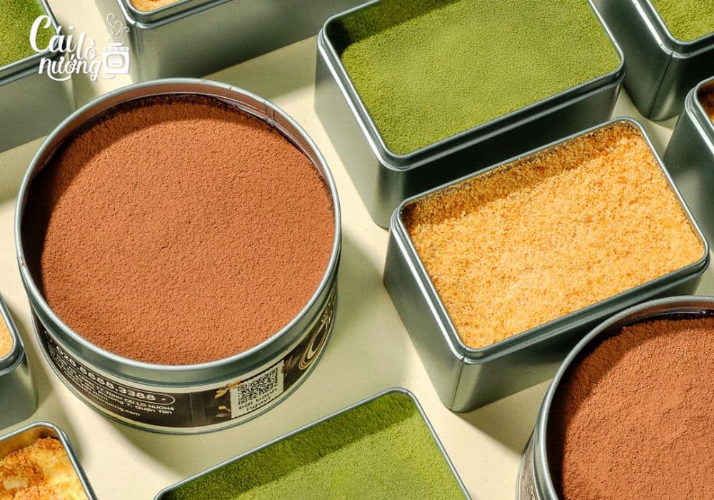 “Đập” bánh hộp thiếc, tận hưởng vị ngọt ngào trong từng lớp bánh hoàn hảo