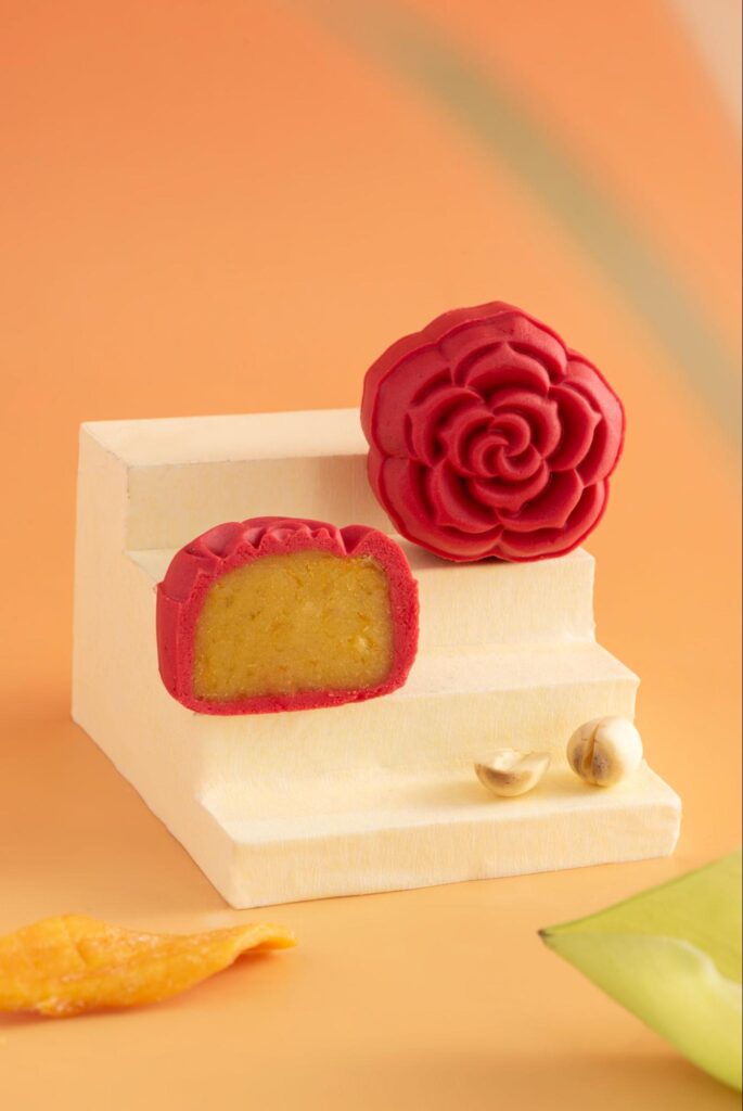 Bánh Trung thu mini sen vàng xoài dẻo