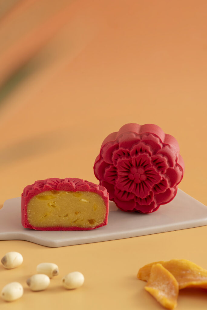 Bánh Trung thu Sen Vàng Xoài Dẻo