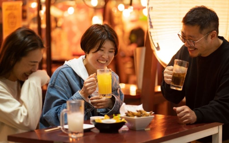 Cùng bạn bè chúc nhau những lời chúc “siêu bựa” dịp Trung Thu